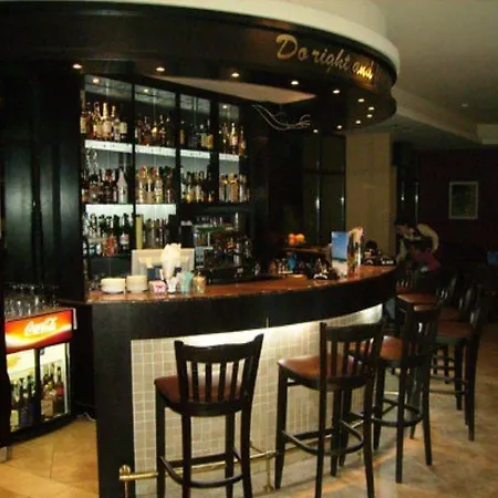 Hotell Nobel Ultra - Free Access