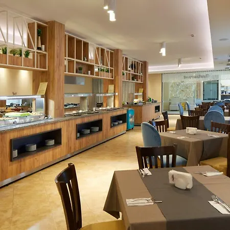 Nobel Ultra - Free Access Hotell 5*